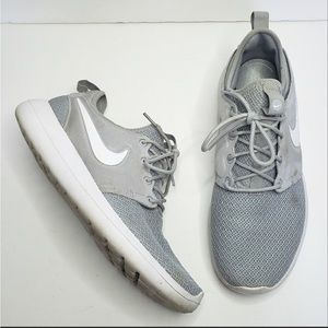Nike Roshe Two Knit Running Shoe 844931 Gray White Sneaker 10